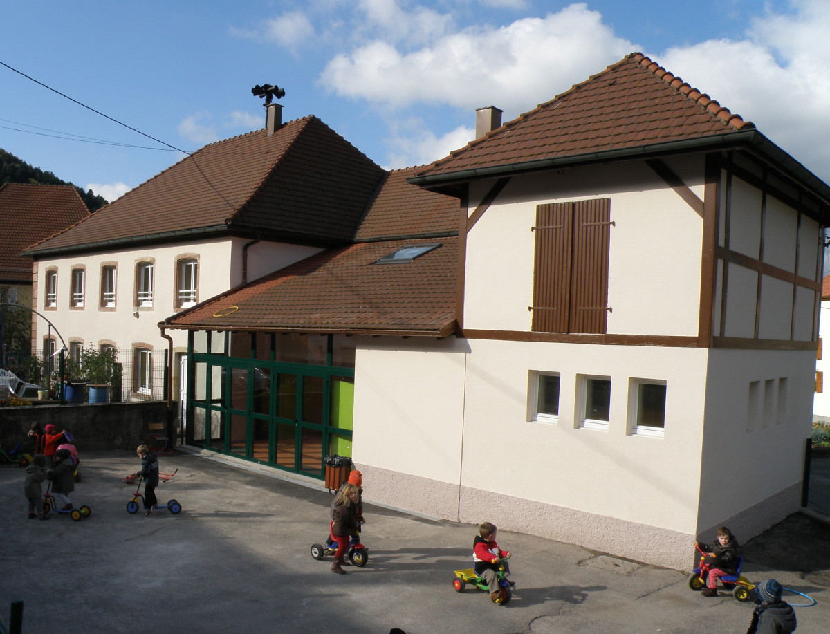 Ecole cour arrière